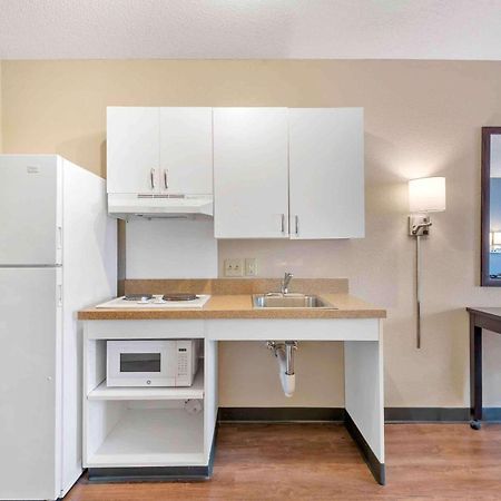 Extended Stay America Premier Suites - Tampa - Fairgrounds - Casino Exteriör bild