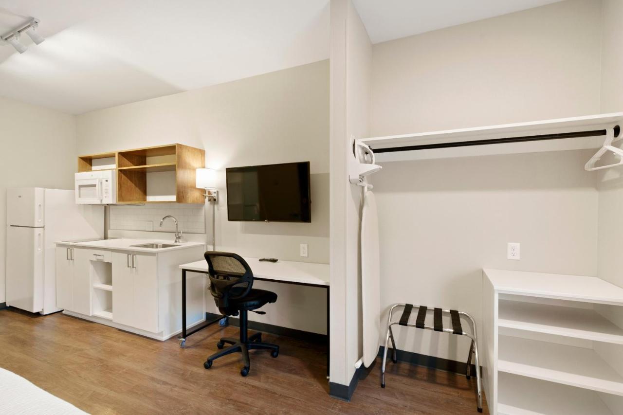 Extended Stay America Premier Suites - Tampa - Fairgrounds - Casino Exteriör bild