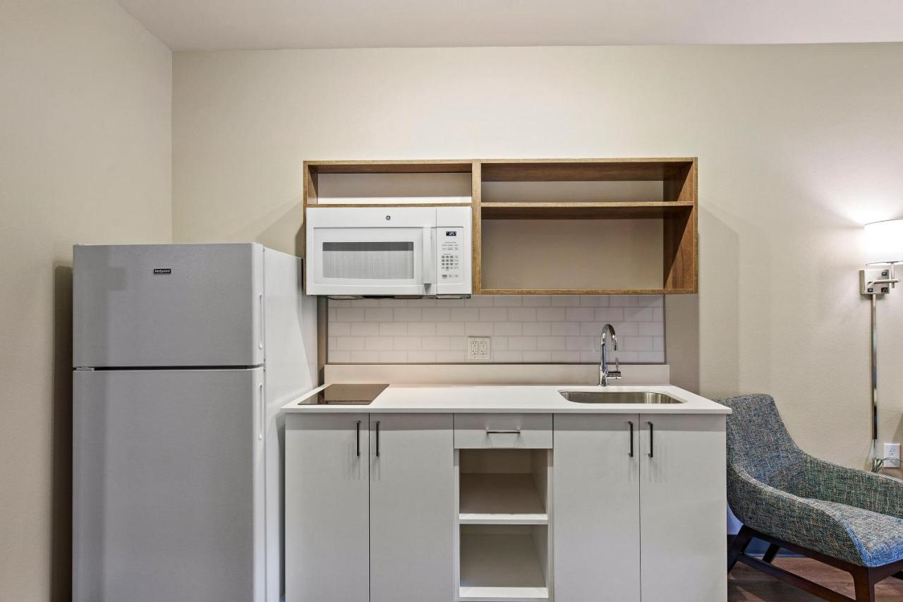 Extended Stay America Premier Suites - Tampa - Fairgrounds - Casino Exteriör bild