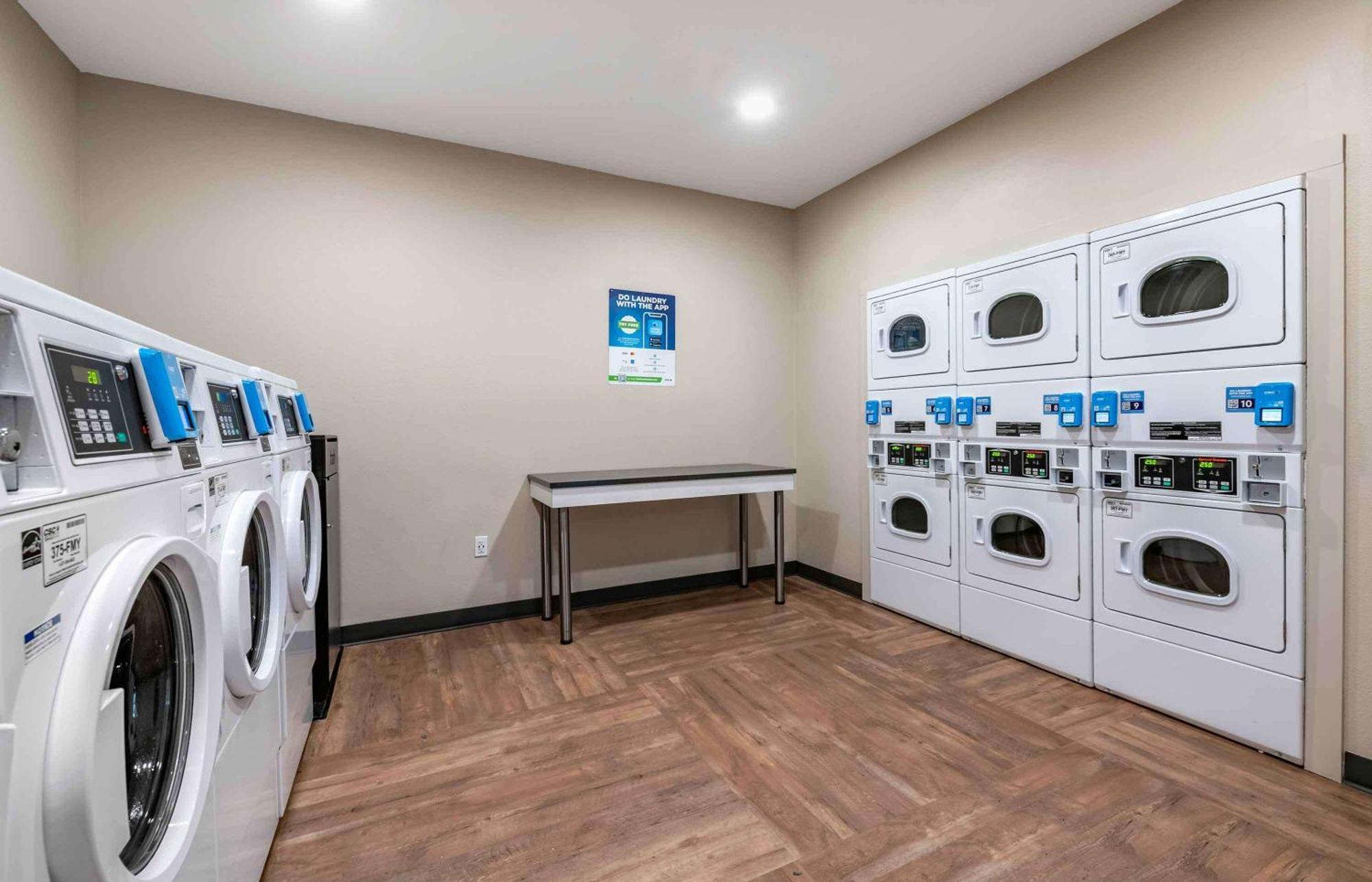 Extended Stay America Premier Suites - Tampa - Fairgrounds - Casino Exteriör bild