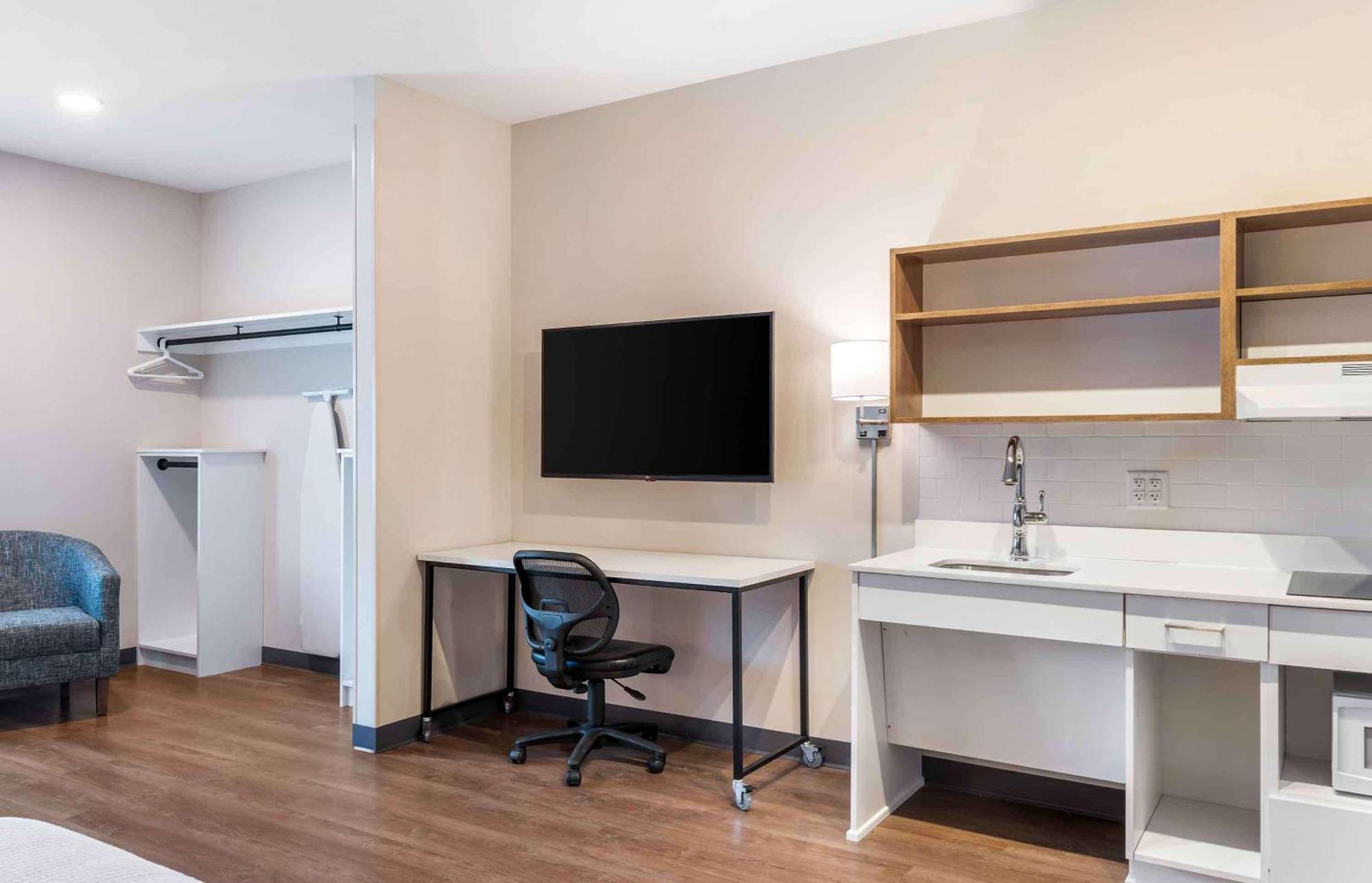 Extended Stay America Premier Suites - Tampa - Fairgrounds - Casino Exteriör bild